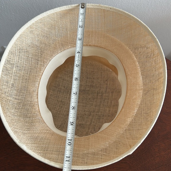 Creamy beige straw hat with straw folded sash, natural fibers, made in England - Picture 12 of 12